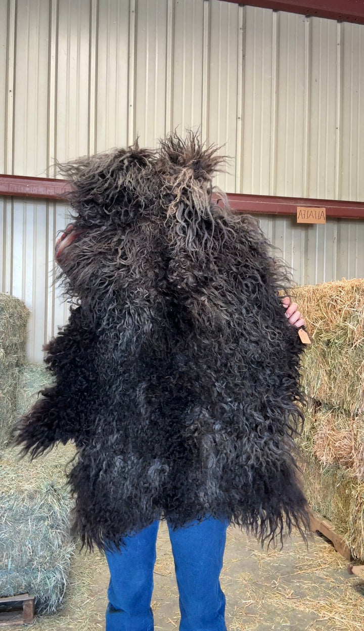 MIDNIGHT- Icelandic Sheepskin "W" - Brown & Black & Gray