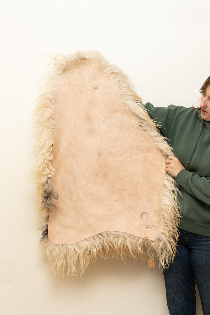 BISON CALF - Icelandic Sheepskin "1E" - Tan