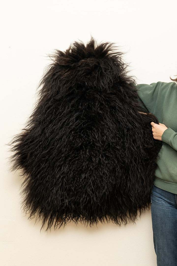 RAVEN - Icelandic Sheepskin "1H" - Black