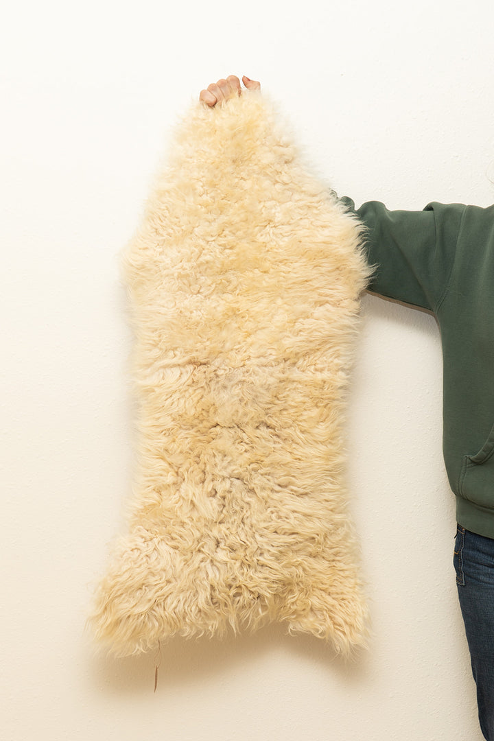 PRAIRIE SNOW - Icelandic Sheepskin "#3" - White