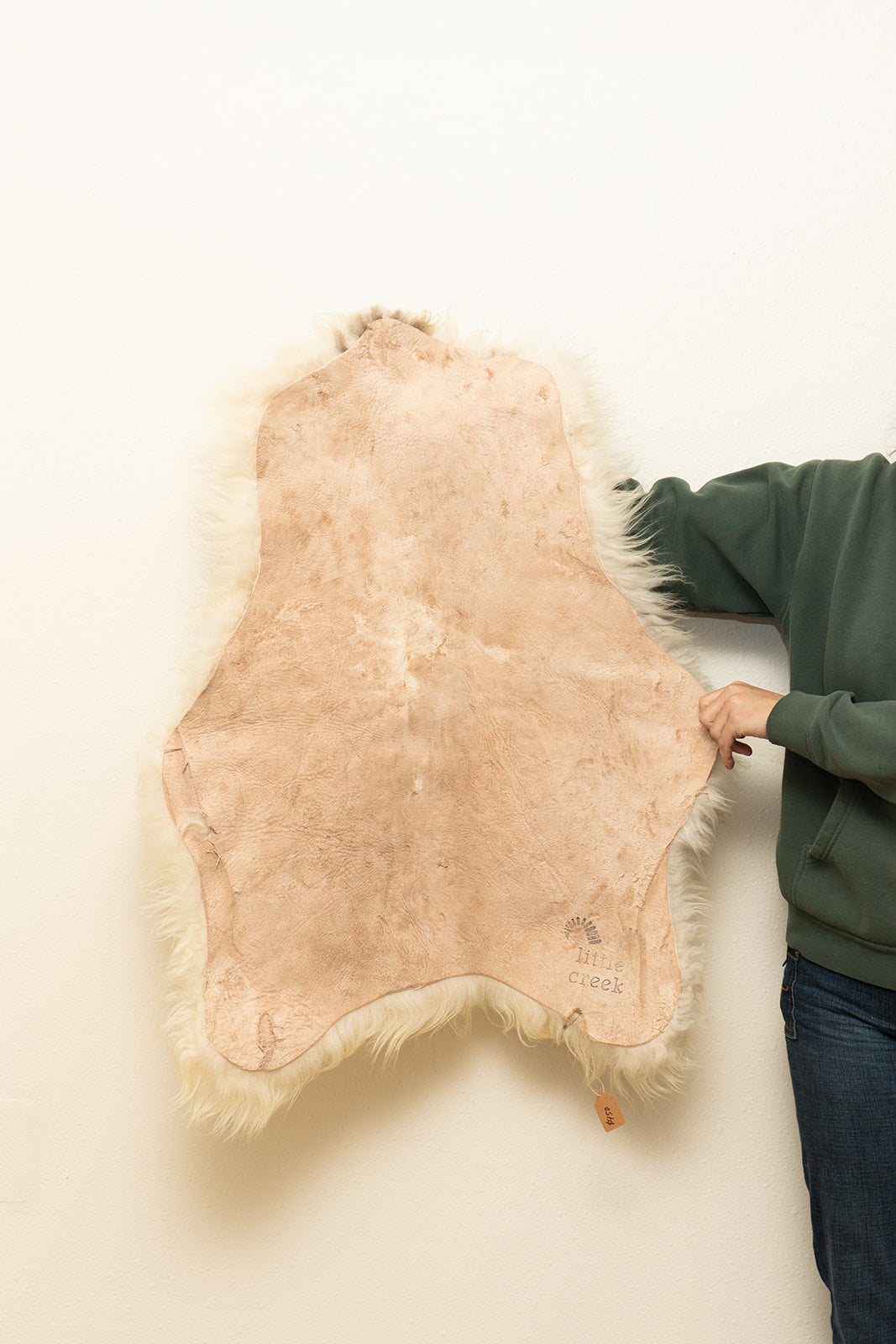 ABSAROKA - Icelandic Sheepskin "#4" - White