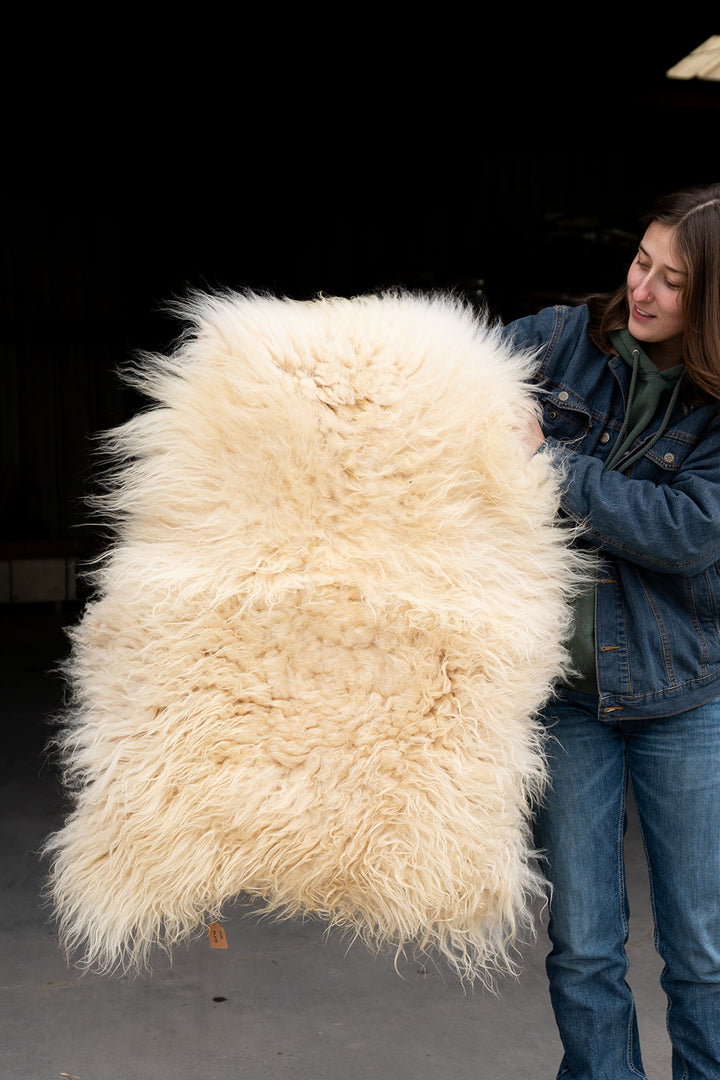 OPAL - Icelandic Sheepskin "MM" - White