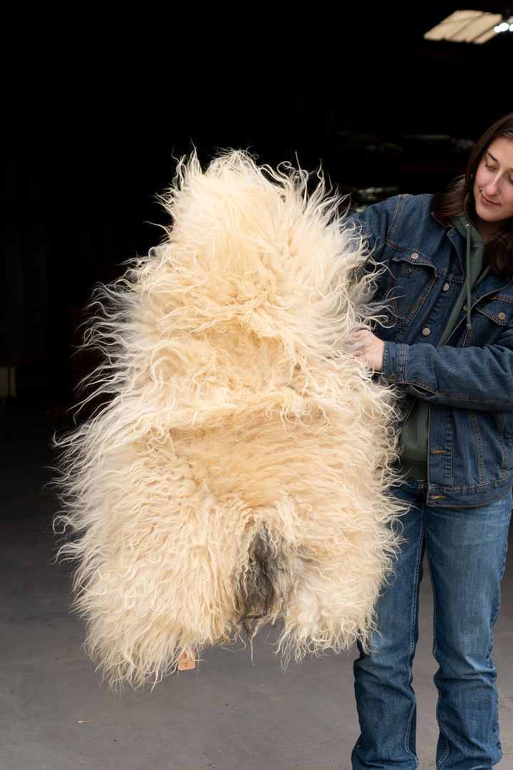 INKBLOT - Icelandic Sheepskin "LL" - White with a Black Spot