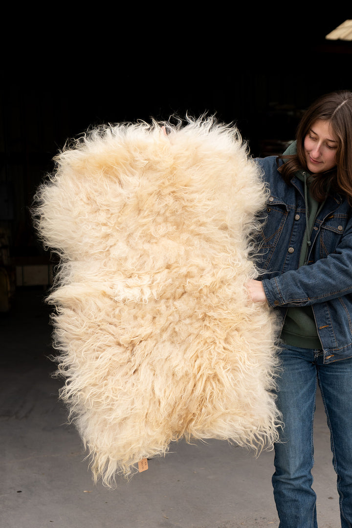 LUX - Icelandic Sheepskin "KK" - Gold and White